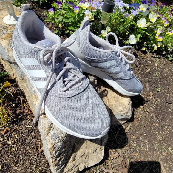 CLOUDFOAM by ADIDAS ♡ Gray 'n White Striped Canvas Fabric Lace Up Sneakers 8.5M - Picture 8 of 16